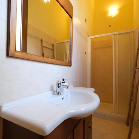 Wine Barbaresco Apartment